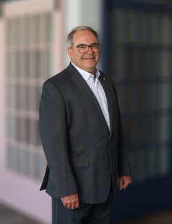 Bernard D&rsquo;Amours | Centre local de développement des Basques | Résolument partenaire